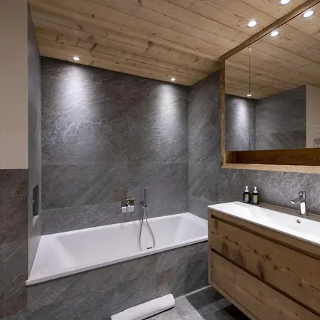 Ski Chalet Accommodating For Groups Of 10 Guests Шале *